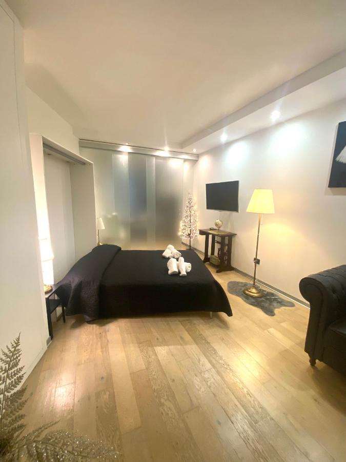 Edo'S House Apartment Каляри Екстериор снимка